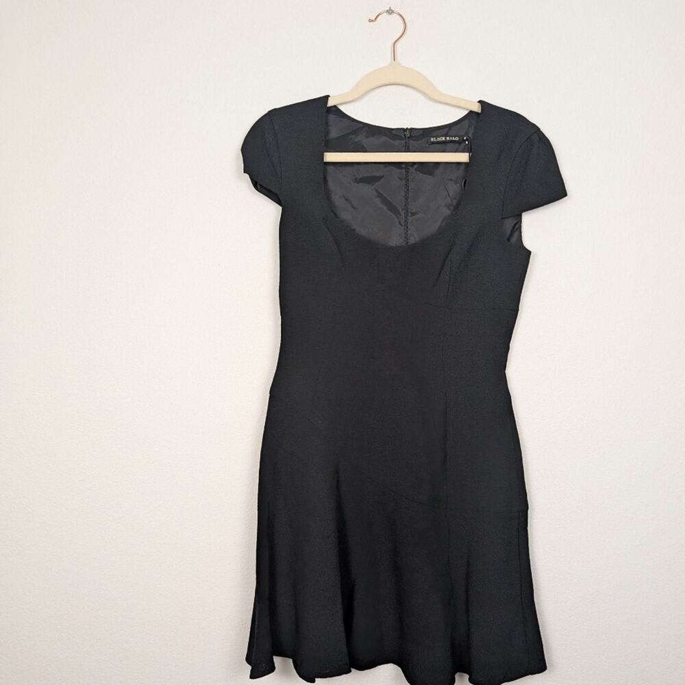 Black Halo Black Chipley Mini Scoop Neck Fit & Flare Dress Size 4 - Picture 3 of 9